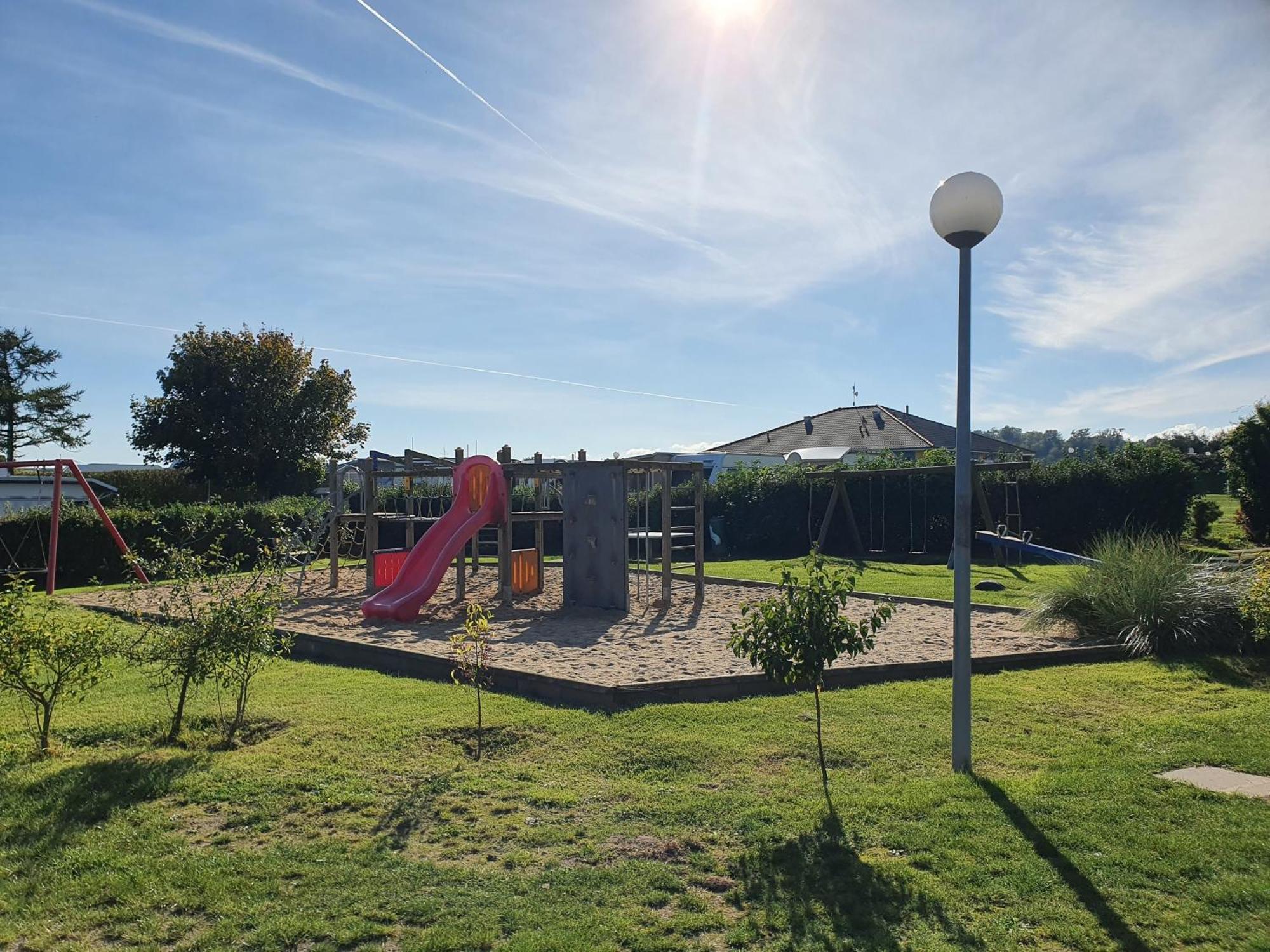 Campingland Ostsee - Mobilheim A2Meeresbriese Schashagen Kültér fotó